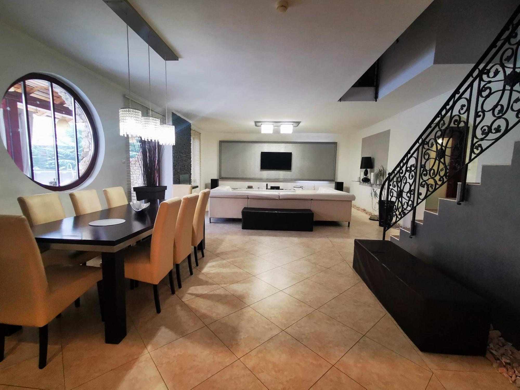 Appartement Luxury Basement In The Surrounding Of Budapest à Mogyoród Extérieur photo